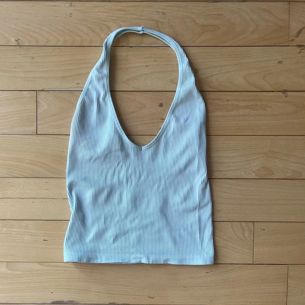 Urban Outfitters Out From Under Frost Jackie Seamless Cropped Halter Top - Picture 1 of 6